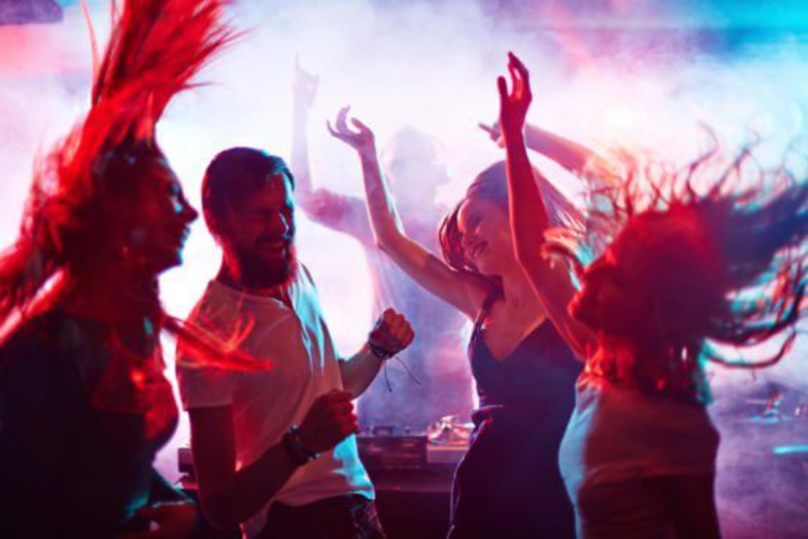 nightlife2-550×367