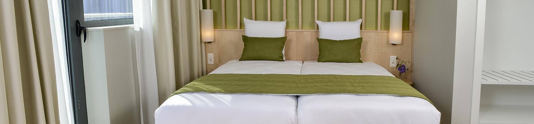 Superior-room - Yadoya Hotel